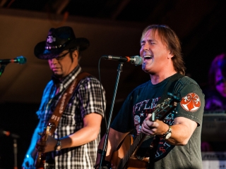 willys_live_02
