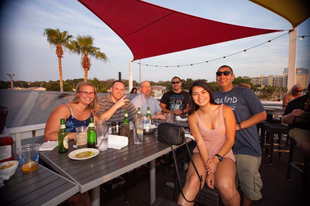uncle-ernies_sunset_martini_03