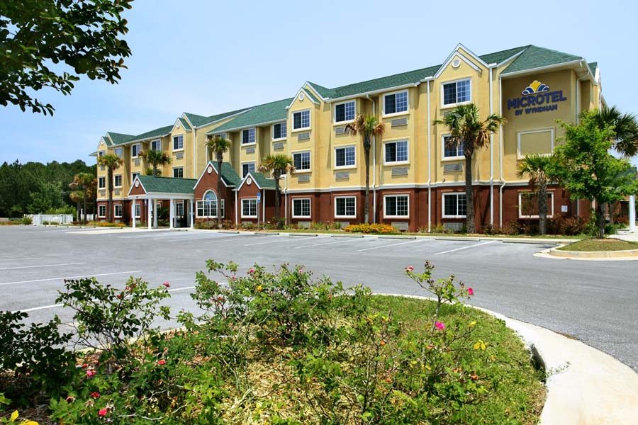 microtel_panama_city-hotel_01