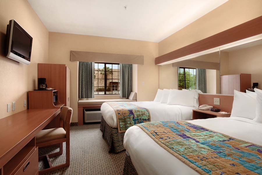 microtel_panama_city-hotel_04