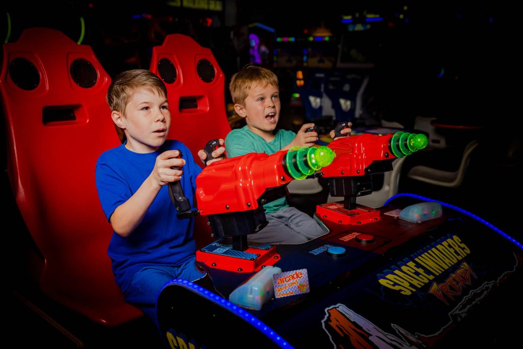 rockit_lanes_panama-city_beach_06