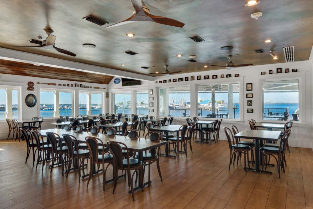 uncle-ernies_panama-city-restaurant_13 Uncle Ernie's Restaurant in Panama City, Florida