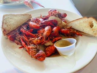 Billy’s Oyster Bar & Crab House in Panama City Beach, Florida