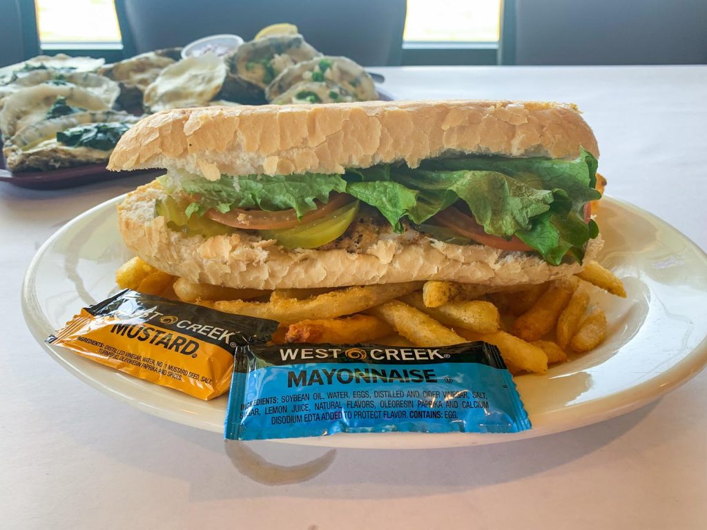 Billys_Oyster_Bar_Panama-City-Beach_05 Billy’s Oyster Bar & Crab House in Panama City Beach, Florida