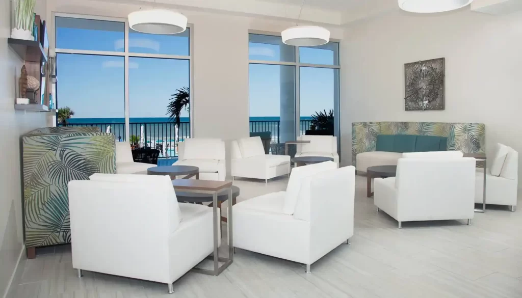 Holiday_Inn_Express_Panama_City_Beach_06