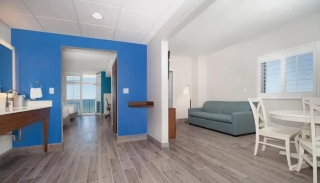 Holiday_Inn_Express_Panama_City_Beach_08