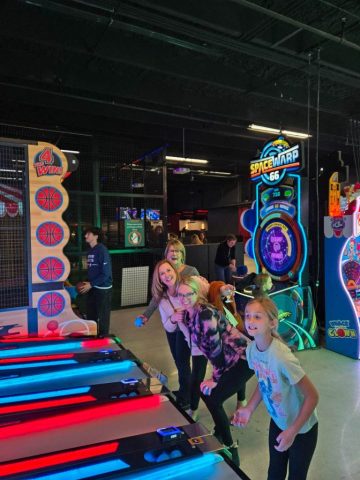 810_entertainment_08